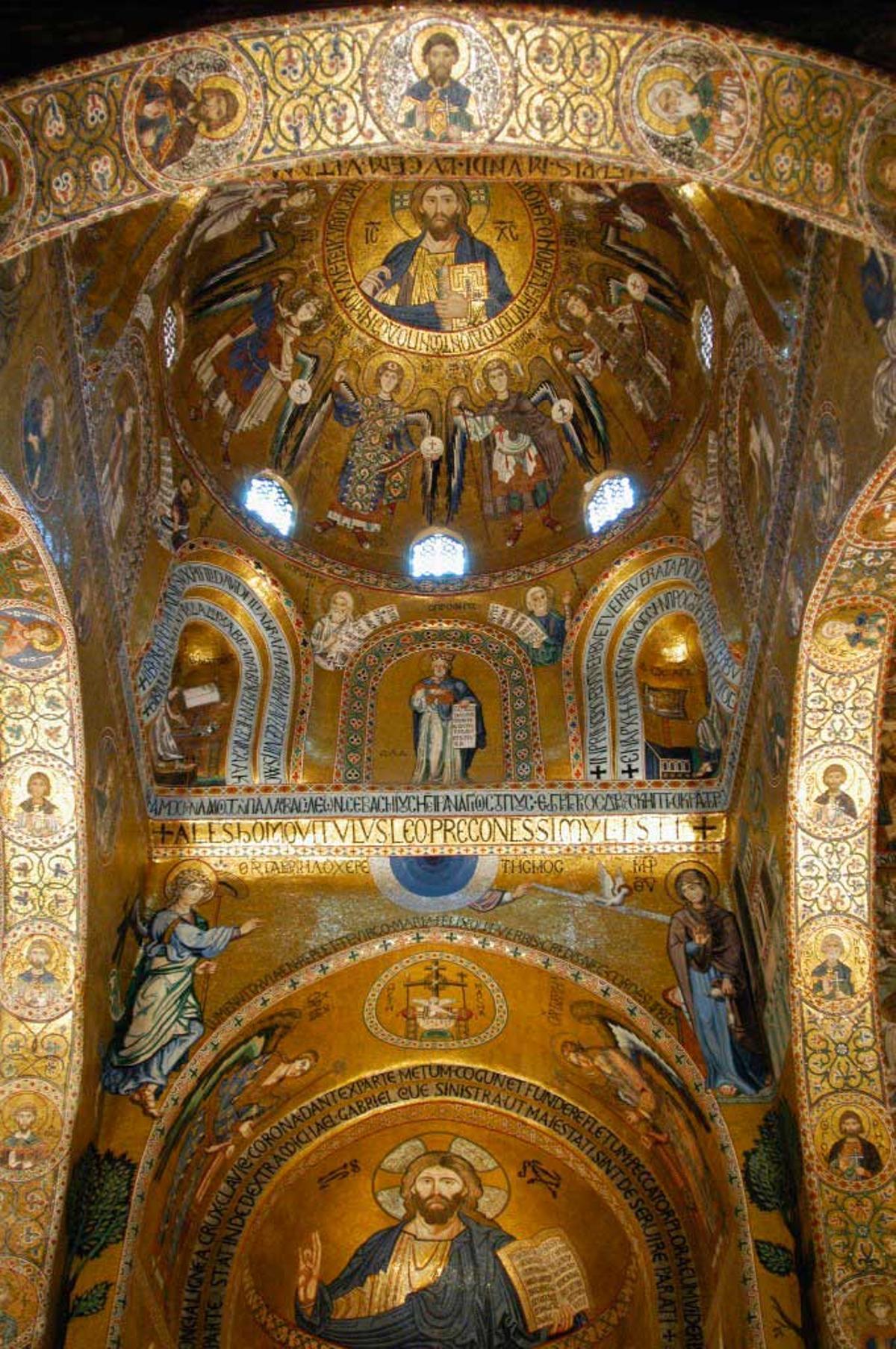 Mosaico bizantino realizado en oro de la Capilla Palatina Mosaico bizantino realizado en oro de la Capilla Palatina