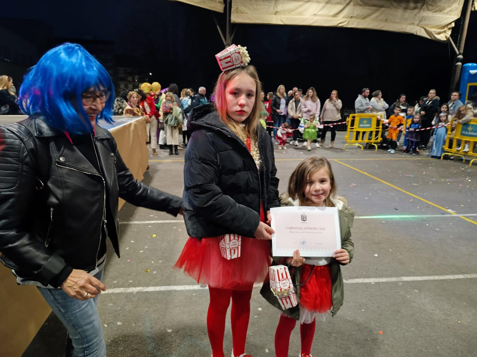 Todas las imágenes del concurso de disfraces de Grado: así fue la gran fiesta en El Frontón
