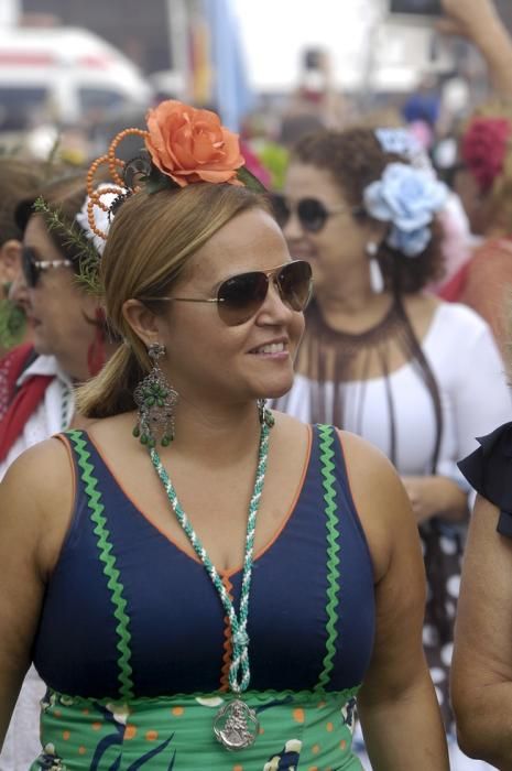 ROMERIA ROCIERA Y OFRENDA A LA VIRGEN