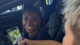 "No soy Raphinha, soy una mujer" Surrealismo en la Ciudad Deportiva