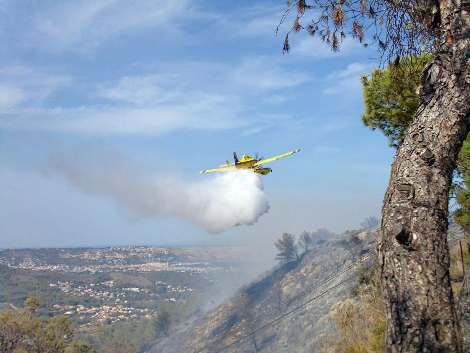 Incendio en Benitatxell y Xàbia