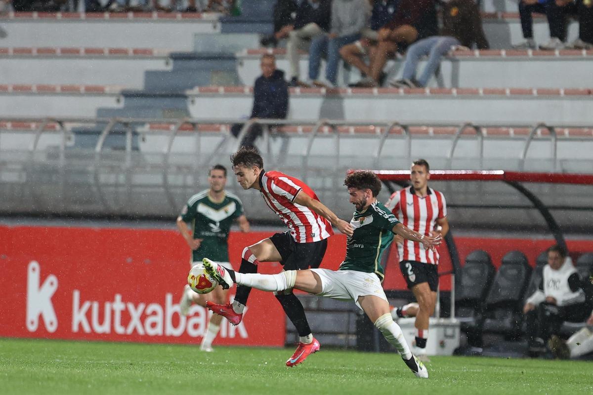 El Bilbao Athletic - Cacereño, en imágenes