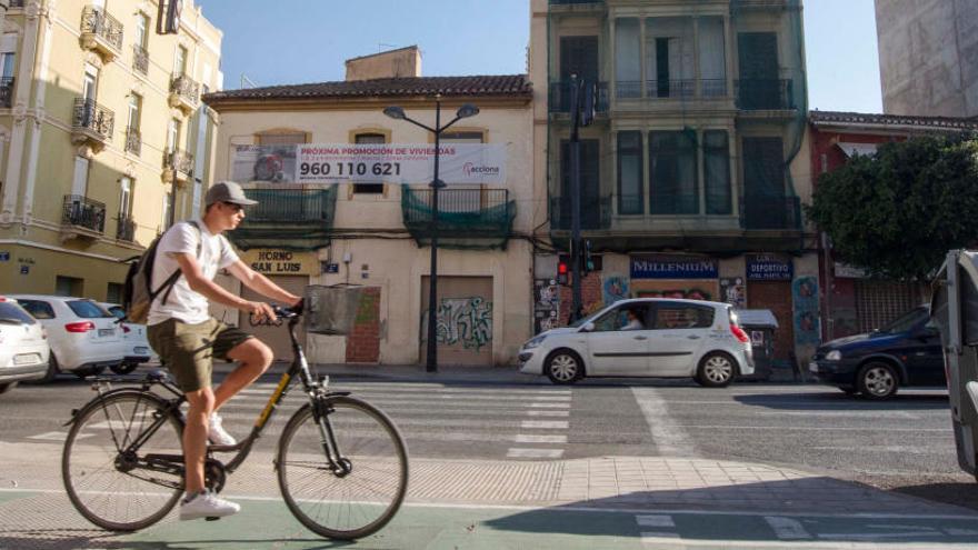 València aprueba carril bici en Grandes Vías y Primado Reig y mejora la avenida del Puerto