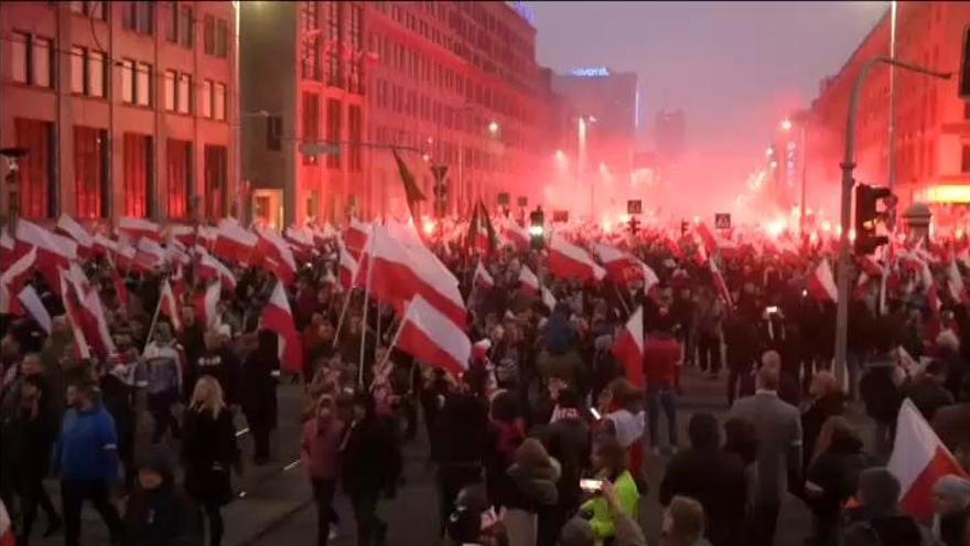 Multitudinaria manifestación nacionalista en Polonia