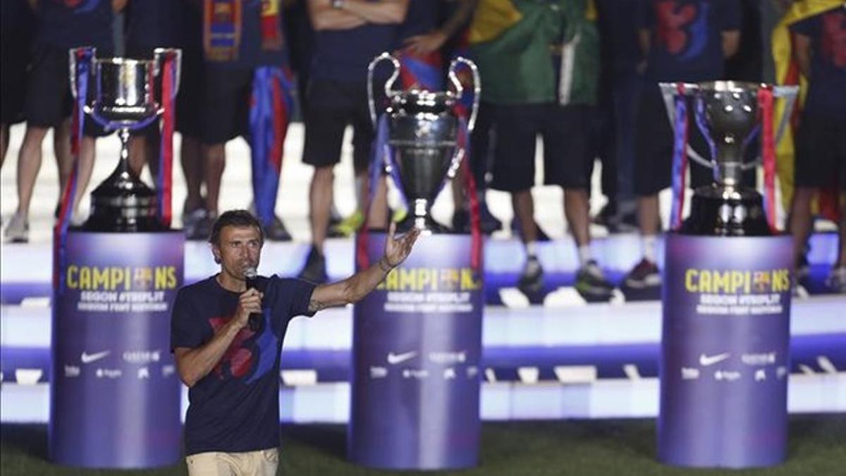 El Barça tuvo que pagar la felicitación del Real Madrid por el triplete