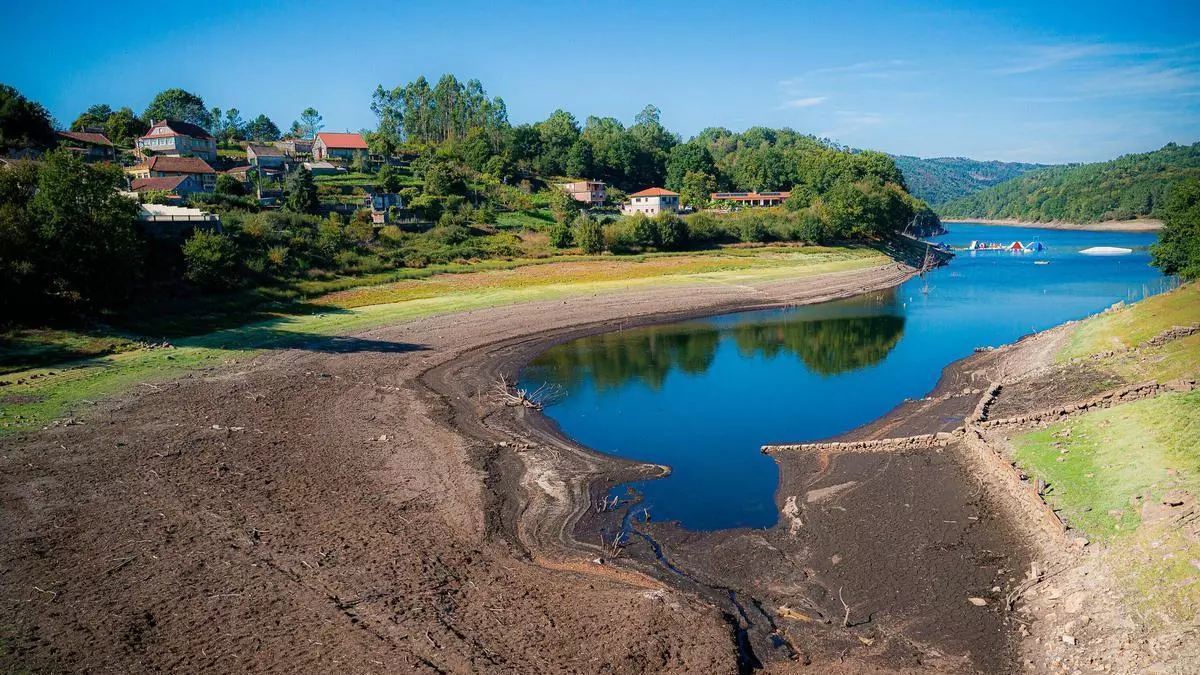 Caballero alerta de que Vigo tiene agua garantizada solo para 50 días