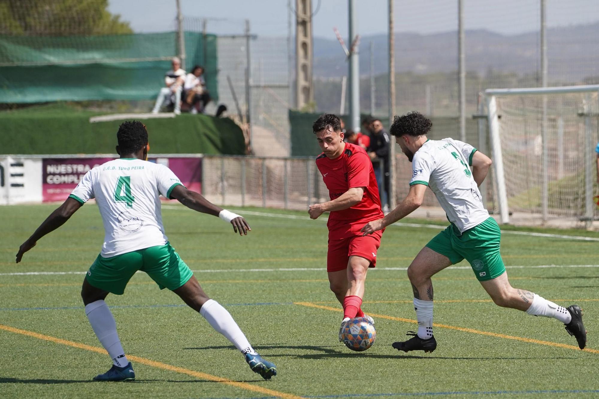 FC Pirinaica- CCD Turó de la Peira, en imatges