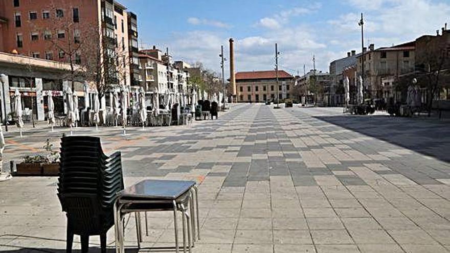 Igualada repetia ahir una imatge de carrers buits després de dos dies de confinament