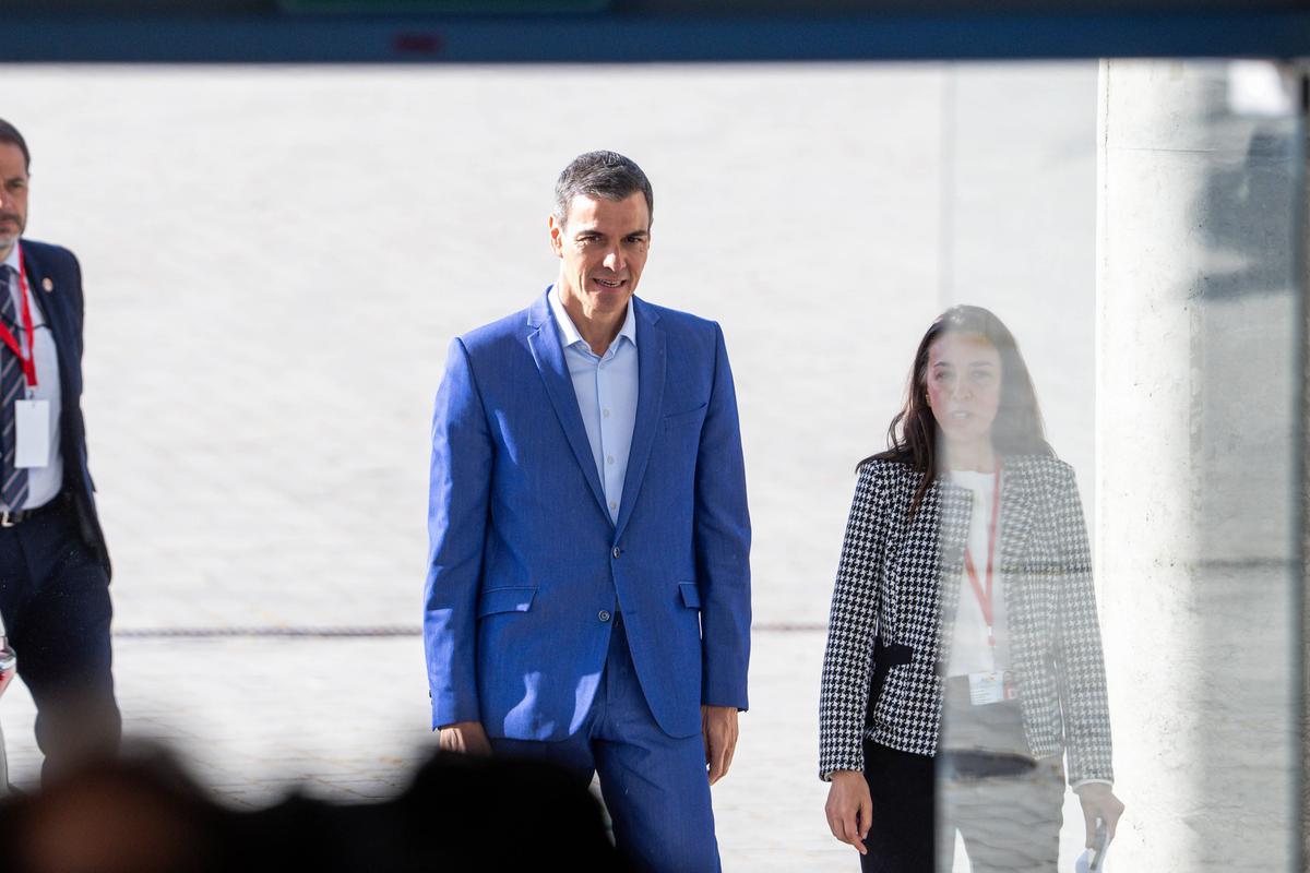 IV Reunión en defensa de la democracia