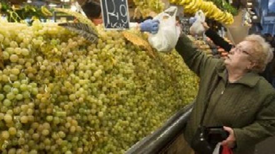 La tradición de tomar las uvas en Nochevieja cumple un siglo