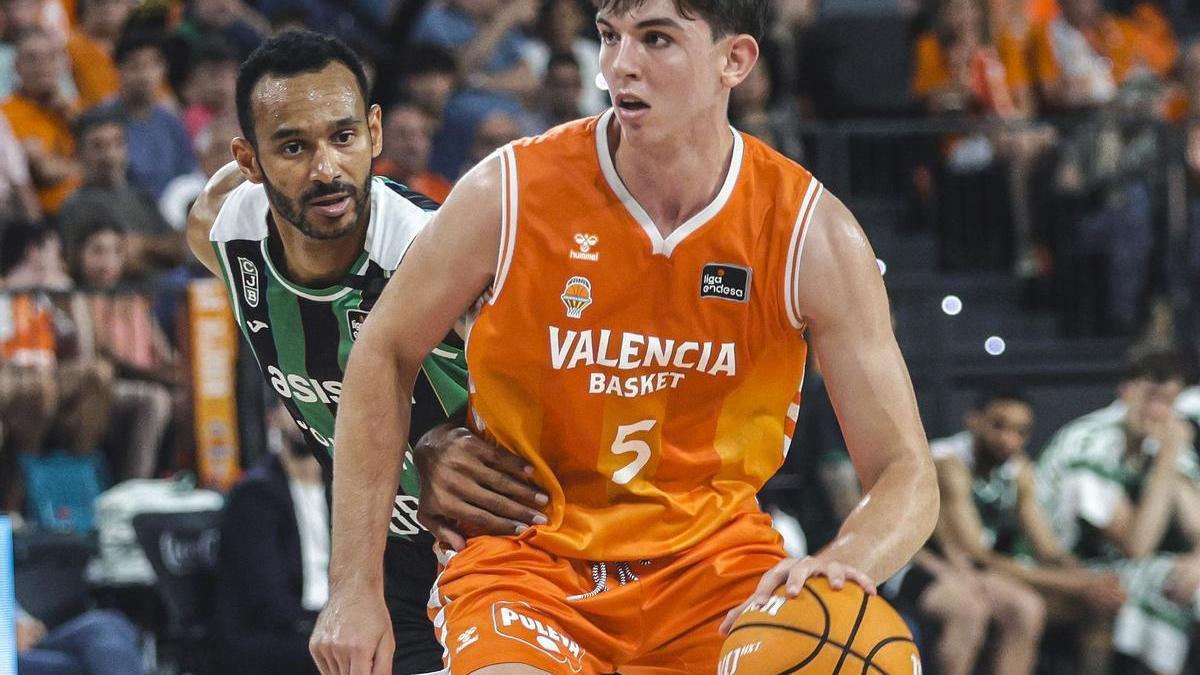 New York Knicks eligen a Sergio de Larrea en primera ronda