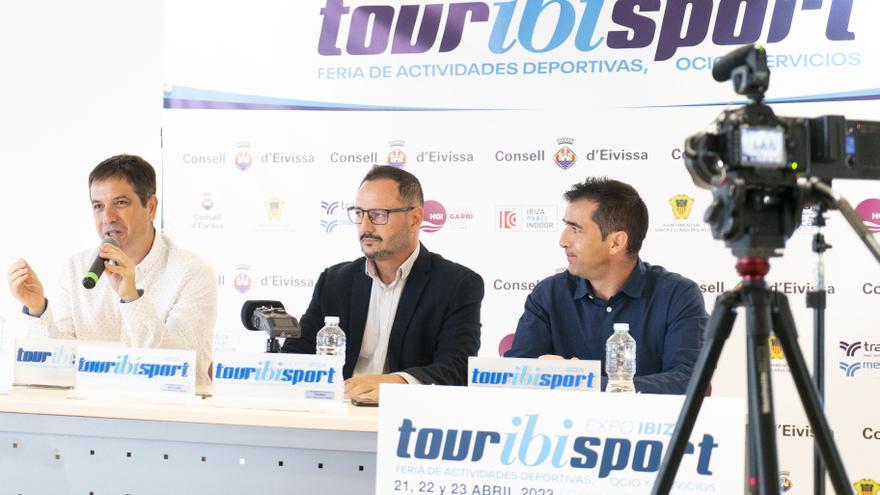 EXPO Ibiza Touribisport se celebra después de una década con charlas, actividades deportivas y un concierto de Joven Dolores