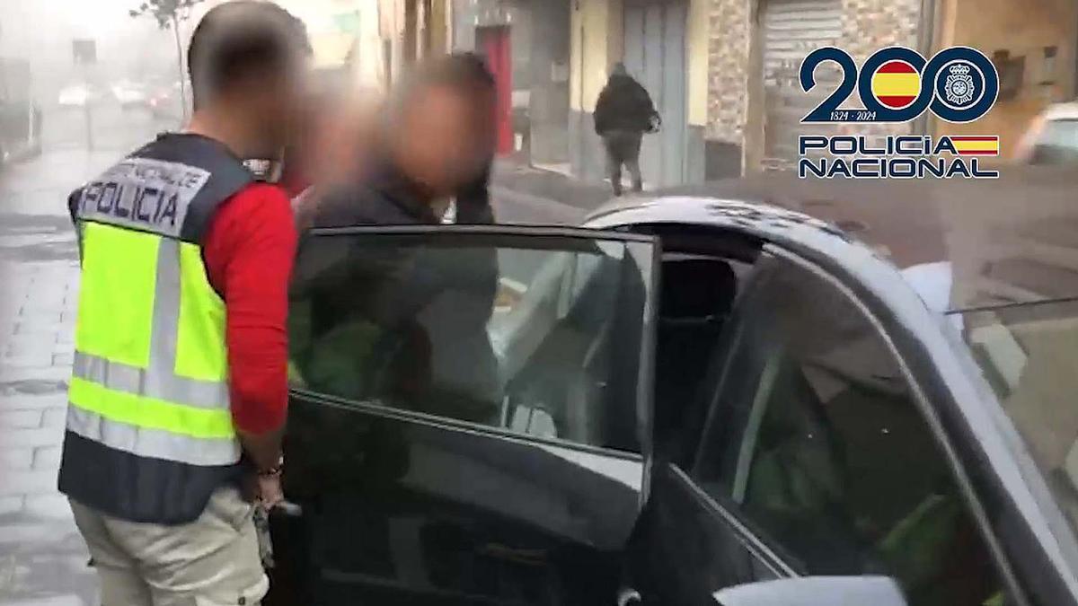 Los mossos y la policía desarticulan una banda que transportaba hachís por carretera desde Andalucía al norte de Europa