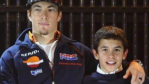 El norteamericano Nicky Hayden y Marc Márquez, el día que se conocieron en 2008.
