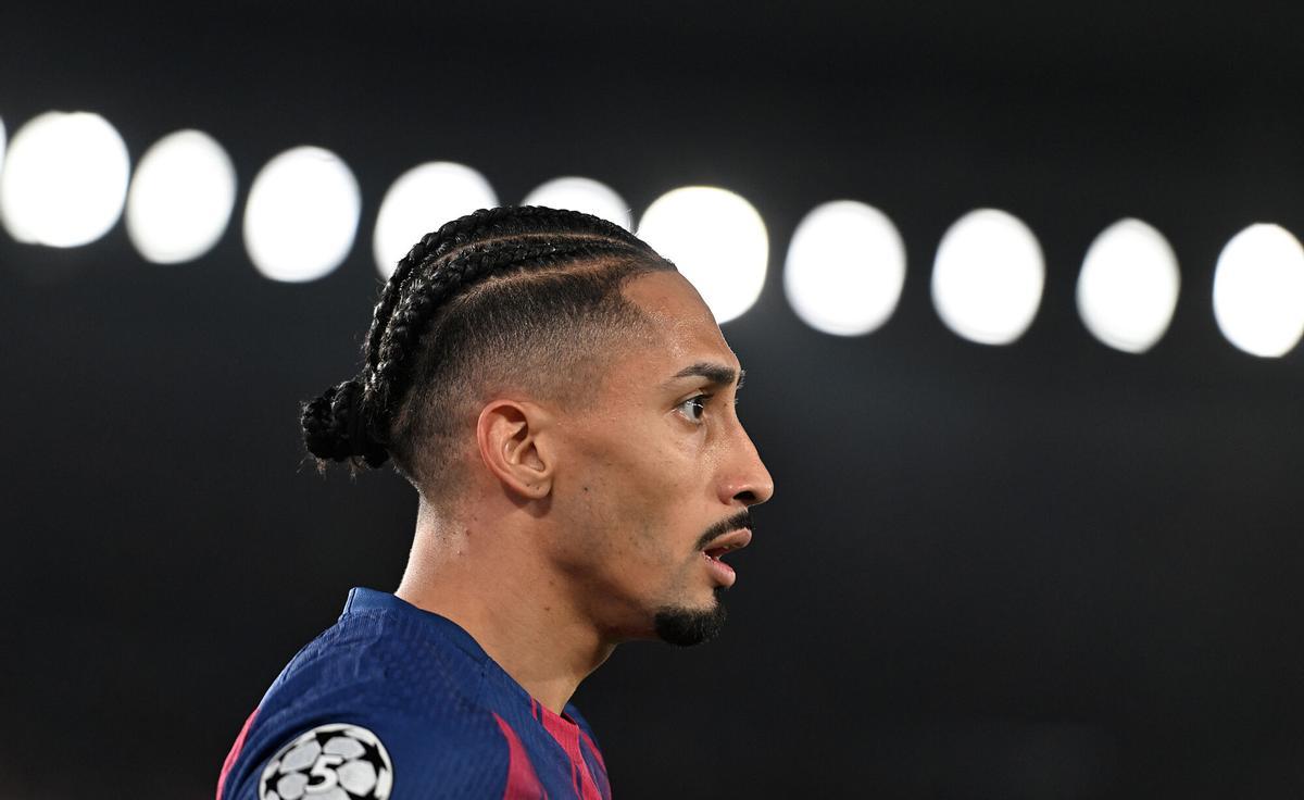 Raphinha, durante un partido con el Barça.