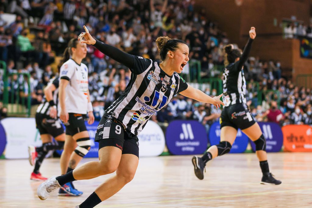 El Balonmano Costa del Sol acaricia la final de la EHF European Cup