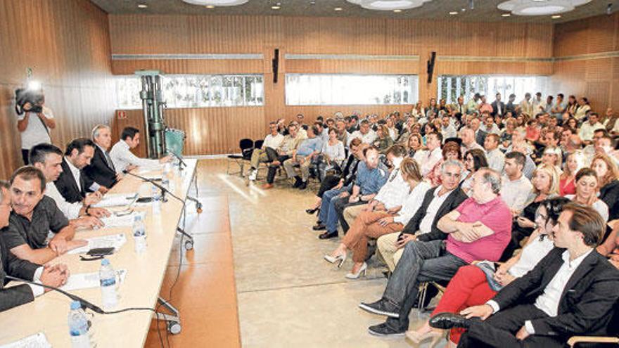 José Ramón Bauzá presidió ayer la Junta Directiva Regional del Partido Popular.