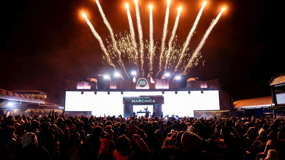 Espectáculo musical en el espacio de Marchica (Formigal)