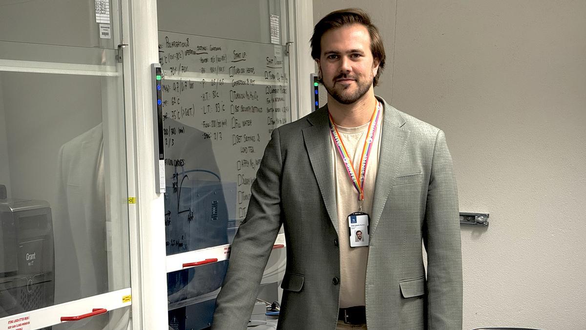 Jorge Salgado, en el laboratorio del SINTEF Energy