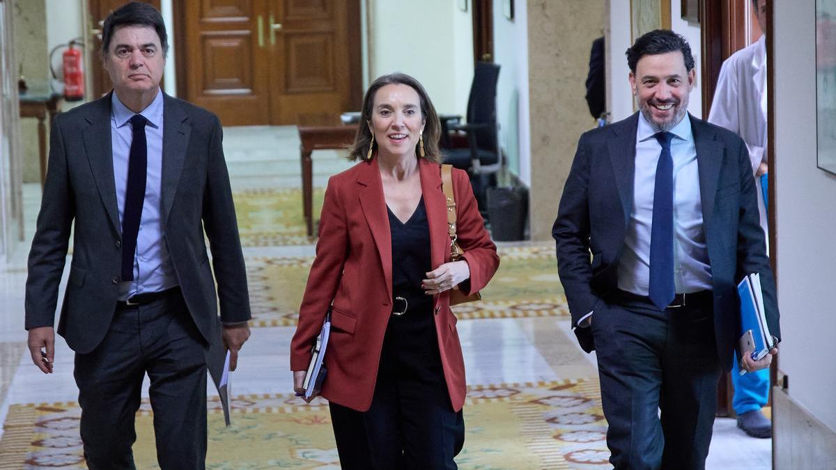 Gamarra, Rojas y Mariscal en el Congreso.