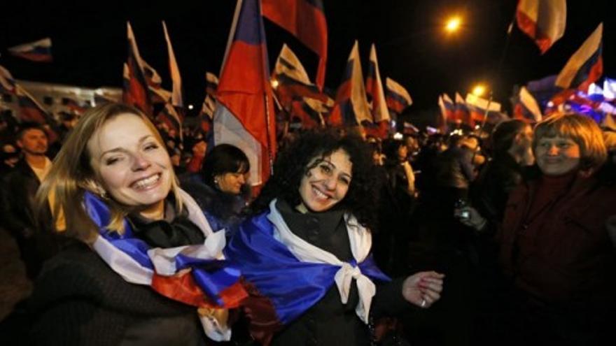 Crimea vota adherirse a Rusia