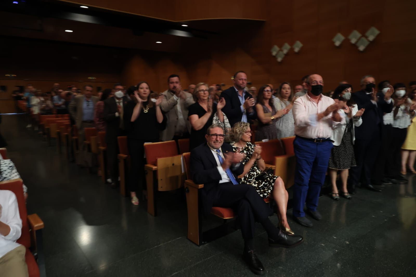 Llaneza, Pau y Sebastián Mora reciben la Medalla de Oro de Vila-real