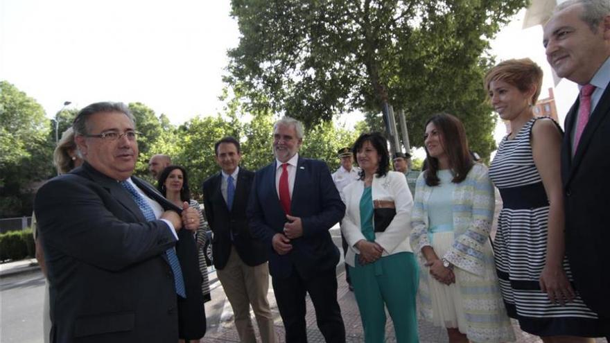 El ministro Zoido prevé asistir al acto del Día de la Policía en Badajoz