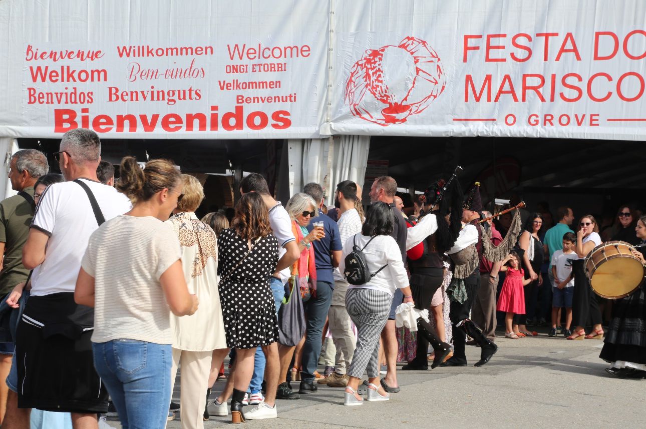 Así fue el día del Pilar en la LX Festa do Marisco de O Grove.