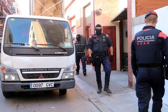 Operatiu de Mossos i Guàrdia Urbana de Figueres contra plantacions de marihuana
