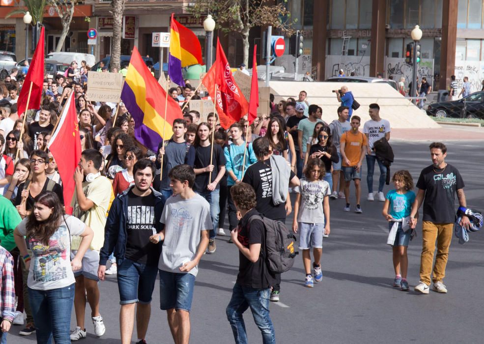 Los estudiantes van a la huelga