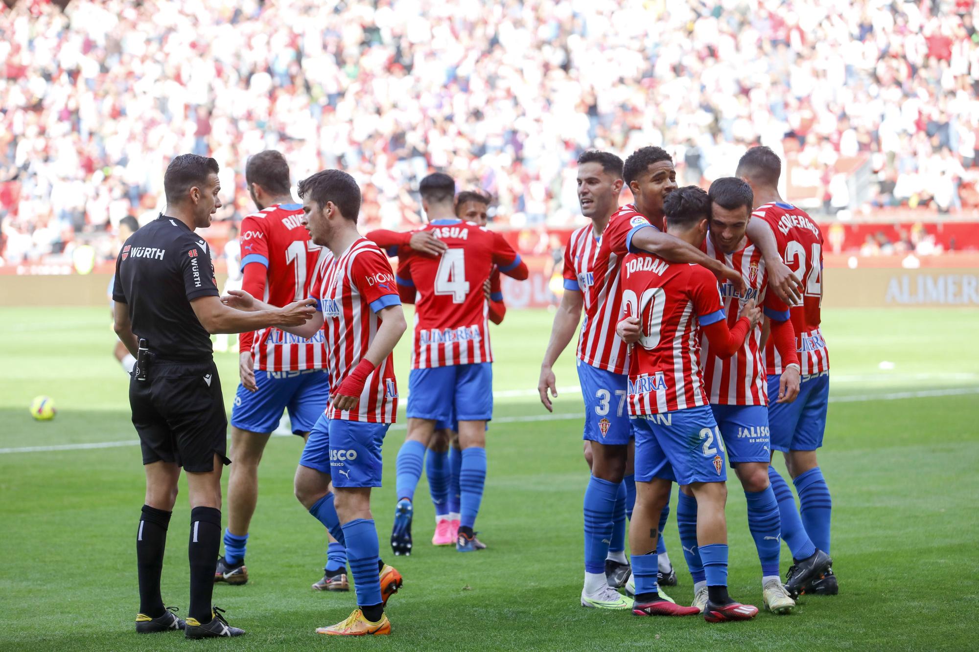 Así fue el encuentro entre el Sporting y el Alavés