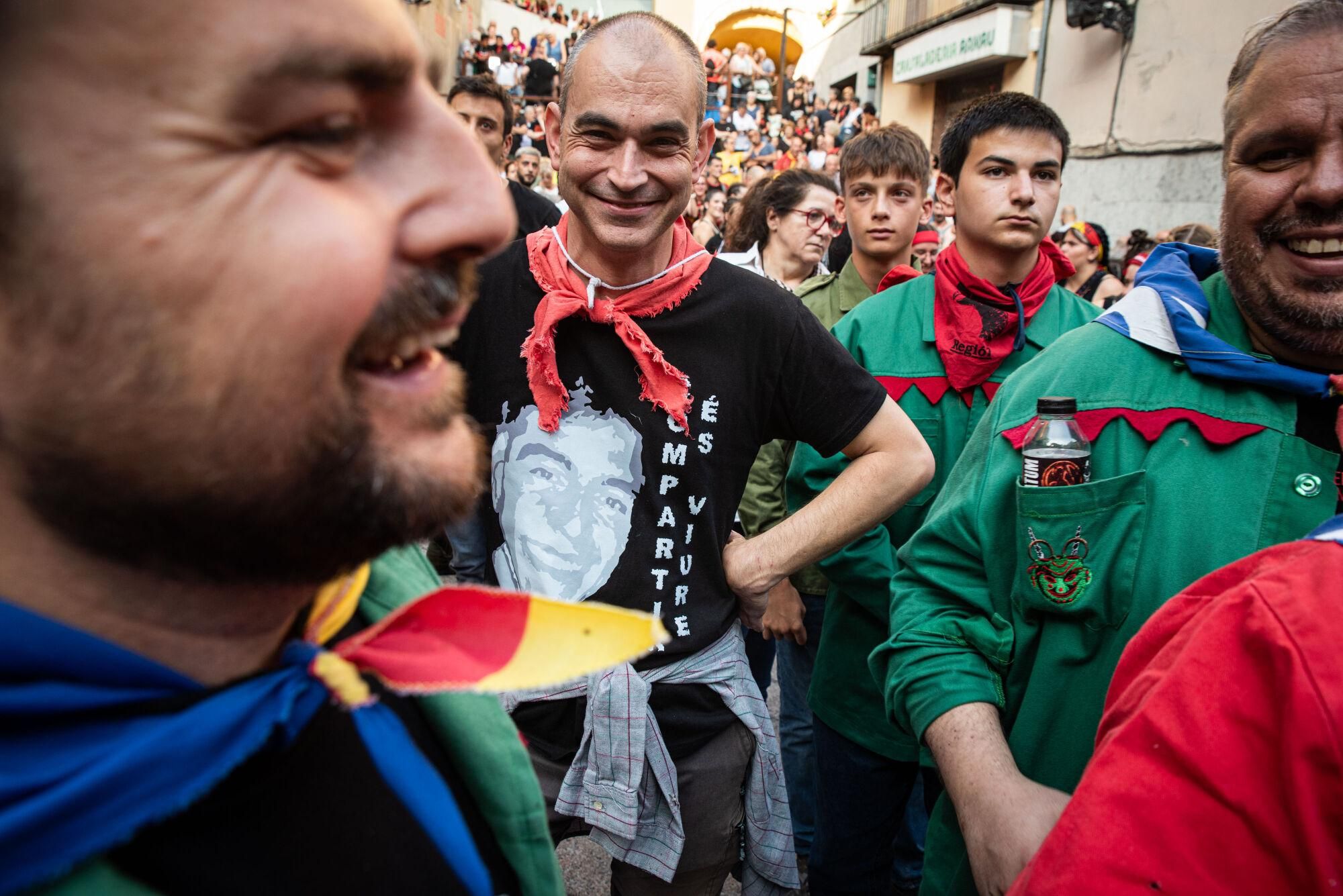 Les millors fotos dels primers salts del passacarrers de la Patum 2025