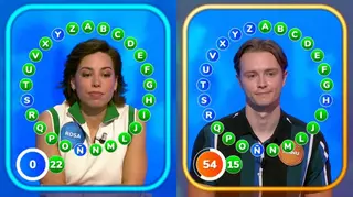 Lo nunca visto en Pasapalabra: Rosa se enfrenta a Manu en la Silla Azul y en el Rosco