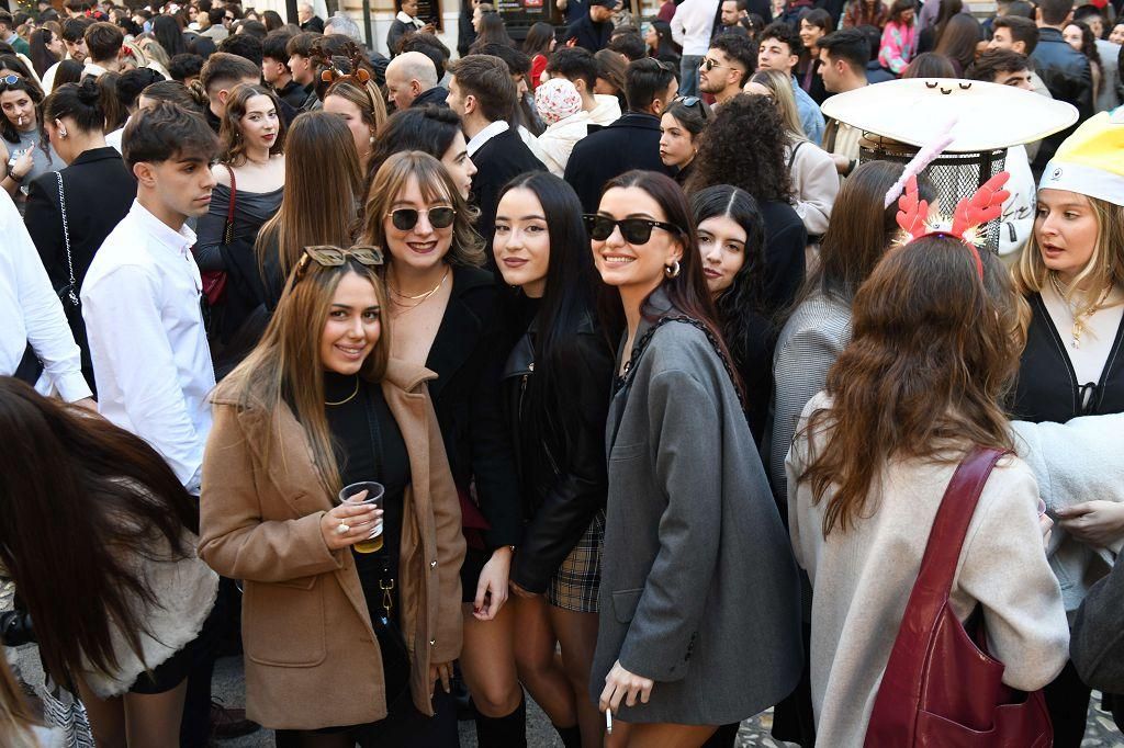 Murcia se echa a las calles durante el tardeo de Nochebuena