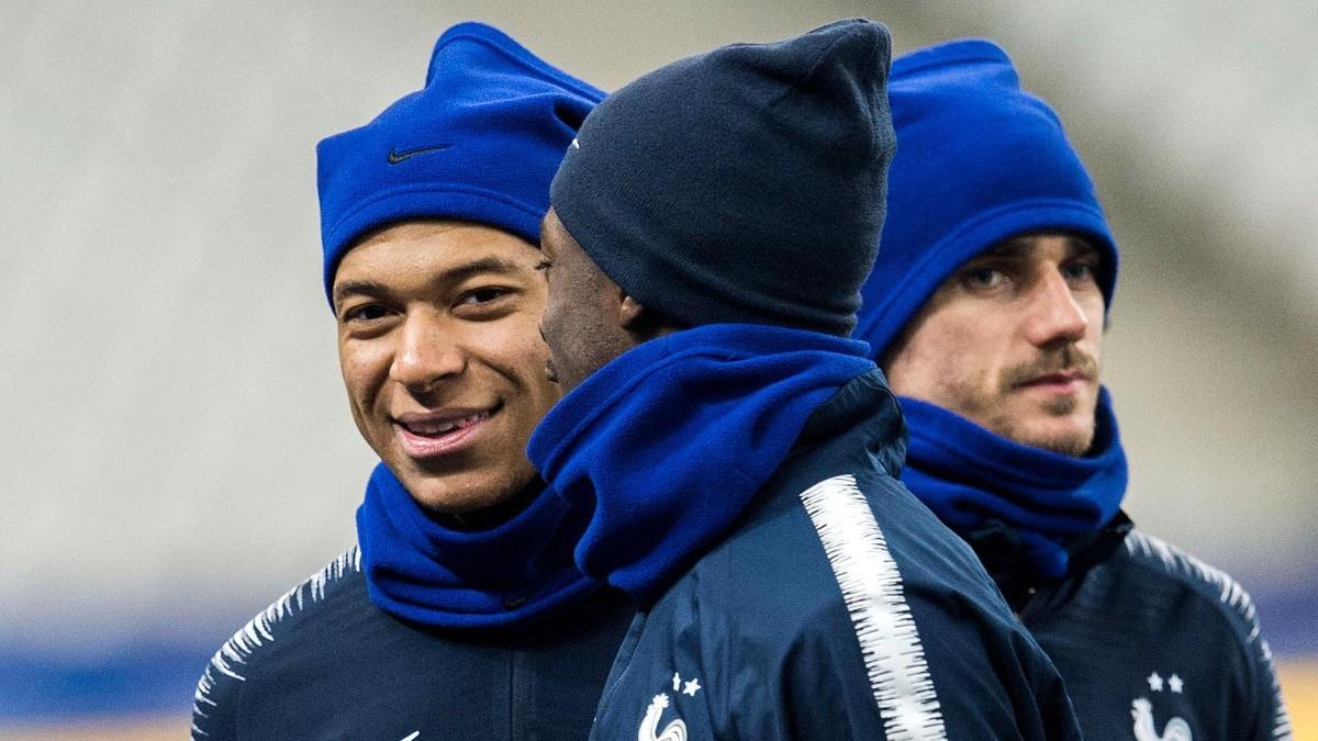 Mbappé, Dembélé y Griezmann en el entrenamiento