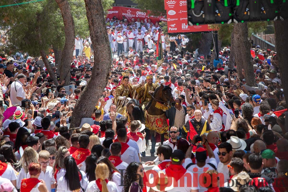 Moros y Cristianos en la mañana del dos de mayo en Caravaca