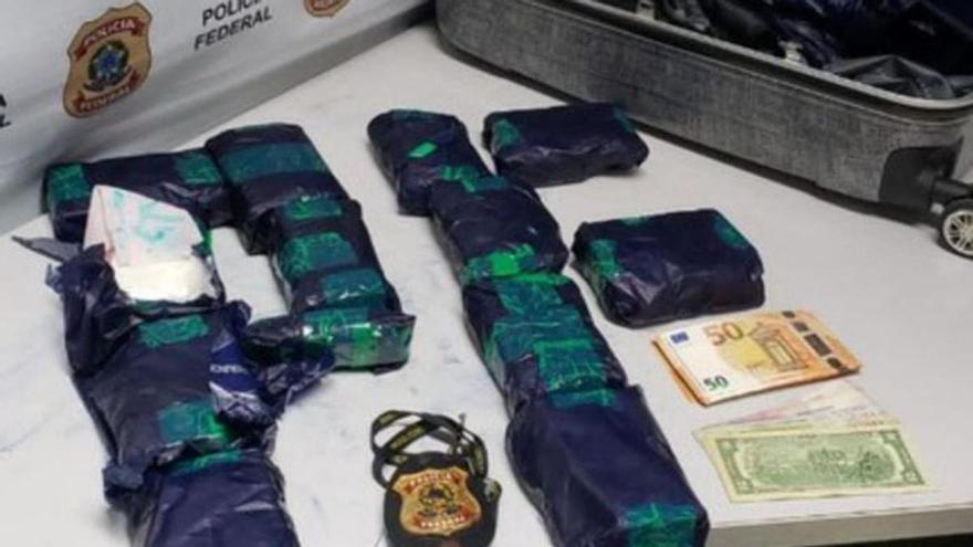 Dos detenidos por intentar viajar desde Brasil a Mallorca con 7,5 kilos de cocaína