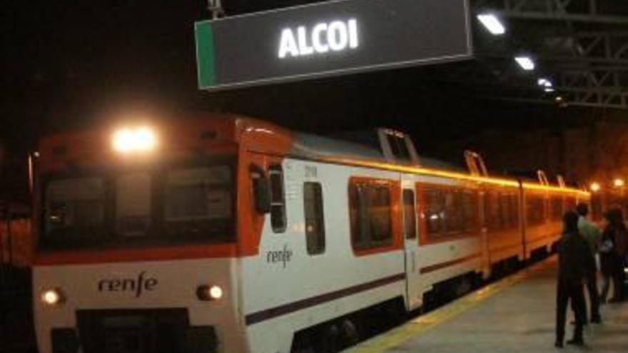 EU considera que privatizar el tren es una «excusa» para cerrar la línea Alcoy-Xàtiva
