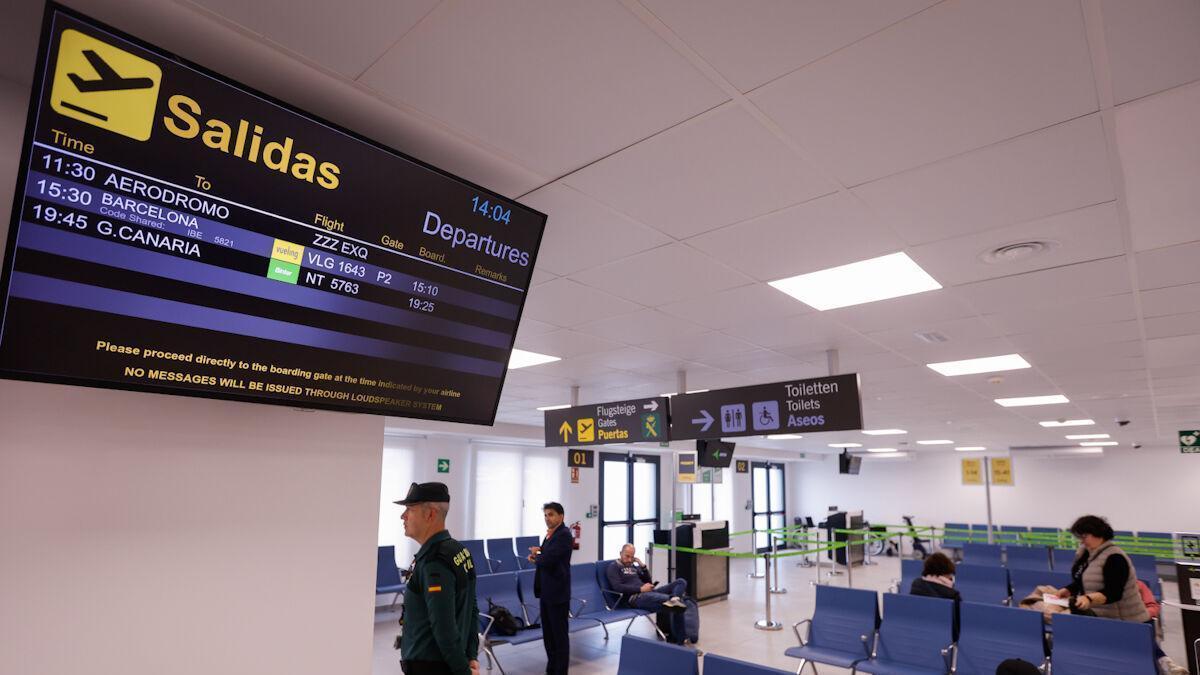 Imagen de archivo del interior de la terminal del aeropuerto de Córdoba