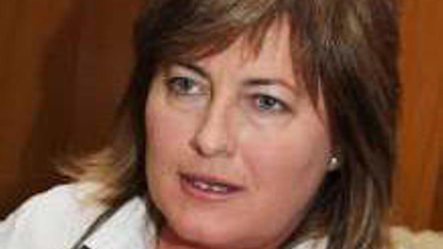 La concejal Pilar Fernández.