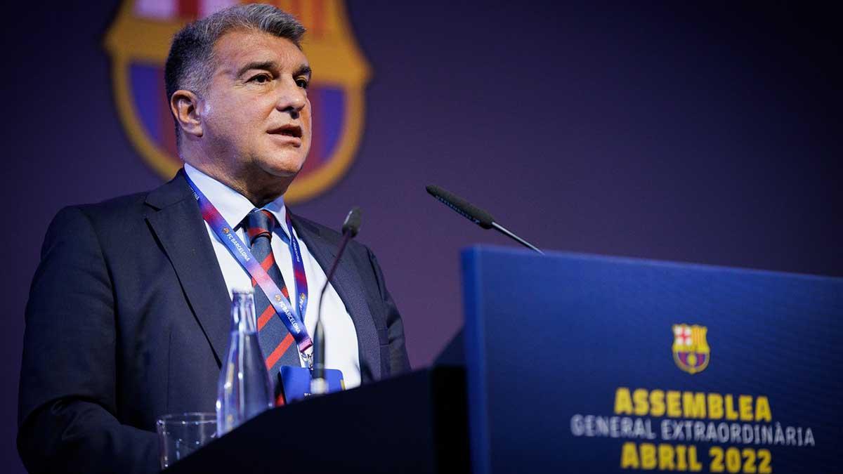 Laporta en la Asamblea extraordinaria de socios del Barça