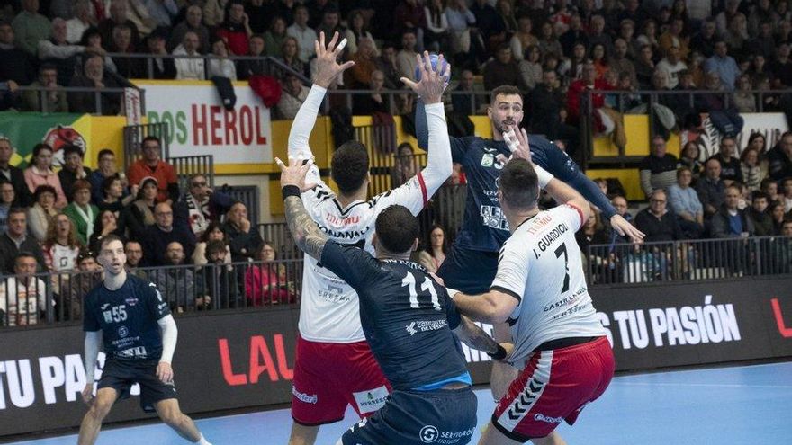 El Servigroup Benidorm debe ganar al Nava y esperar un milagro para evitar el descenso