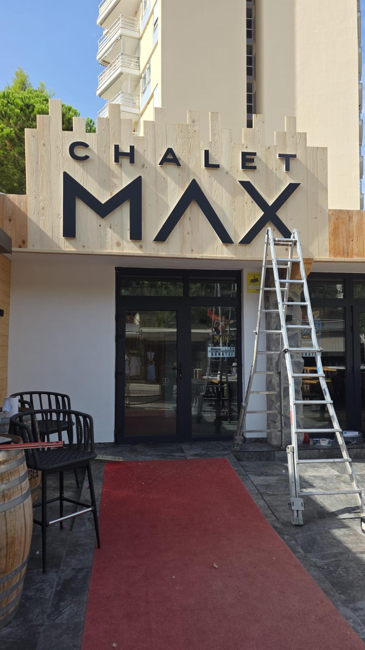 Schon seit Mai stand für das Gastronomen-Paar Pfaff fest, dass das Lokal langfristig "Chalet Max" heißen soll.