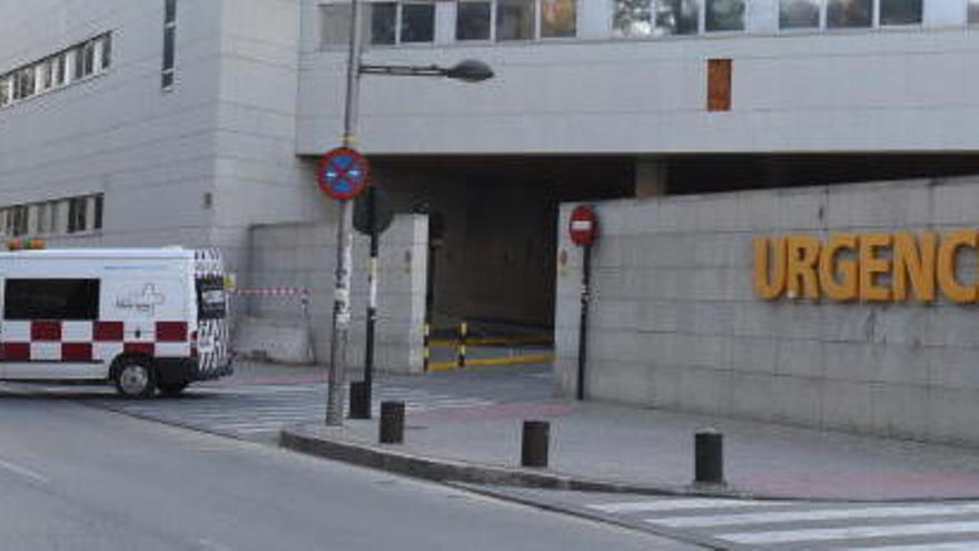 Puerta de Urgencias del Reina Sofía de Murcia.