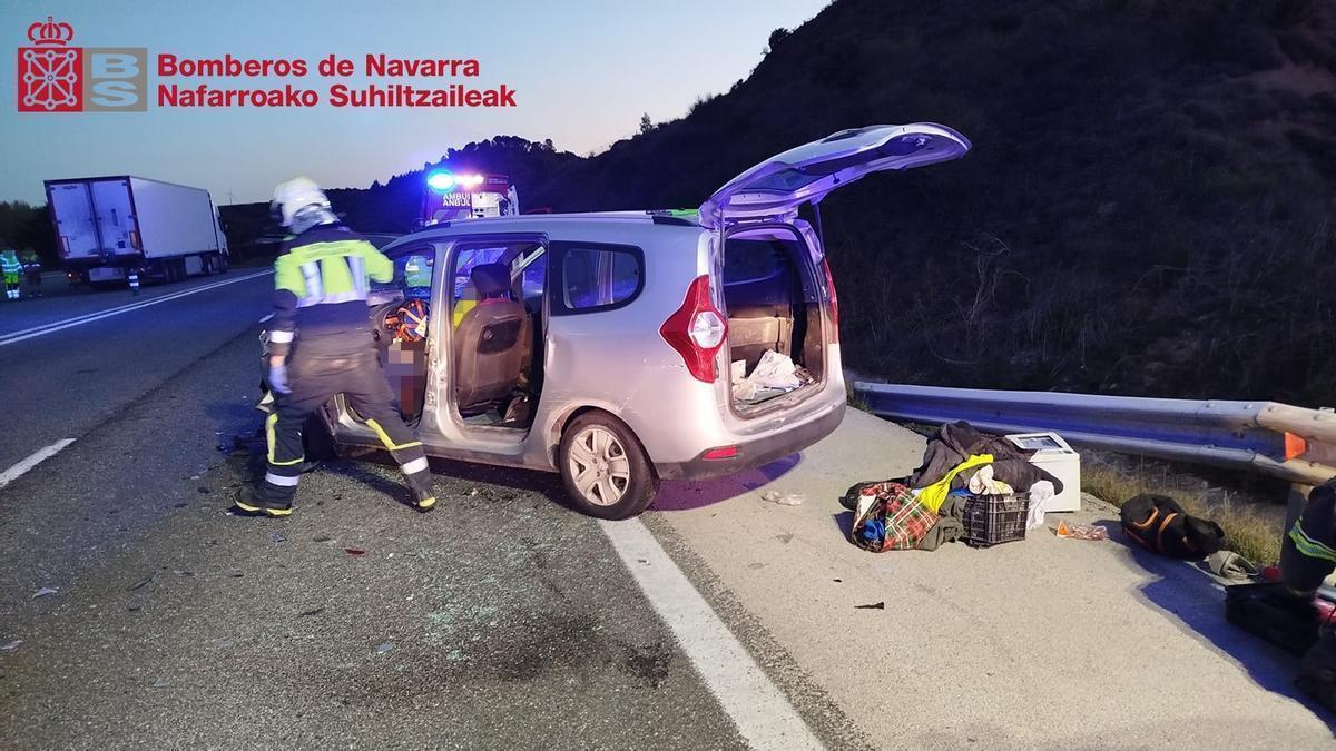 Vehículo implicado en el accidente donde tres oscenses han resultado heridos.