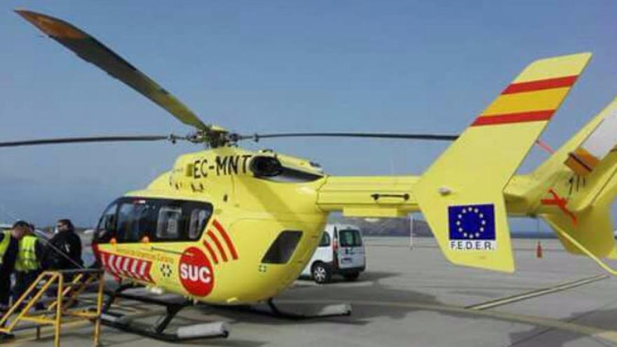 Uno de los nuevos helicopteros contratados por el SUC.