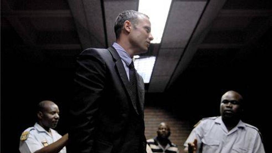 La defensa de Pistorius traza la táctica para evitar la cárcel