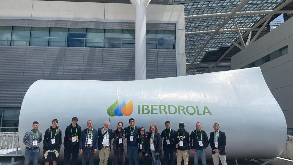 Los estudiantes de Fempa, en el campus de Iberdrola.