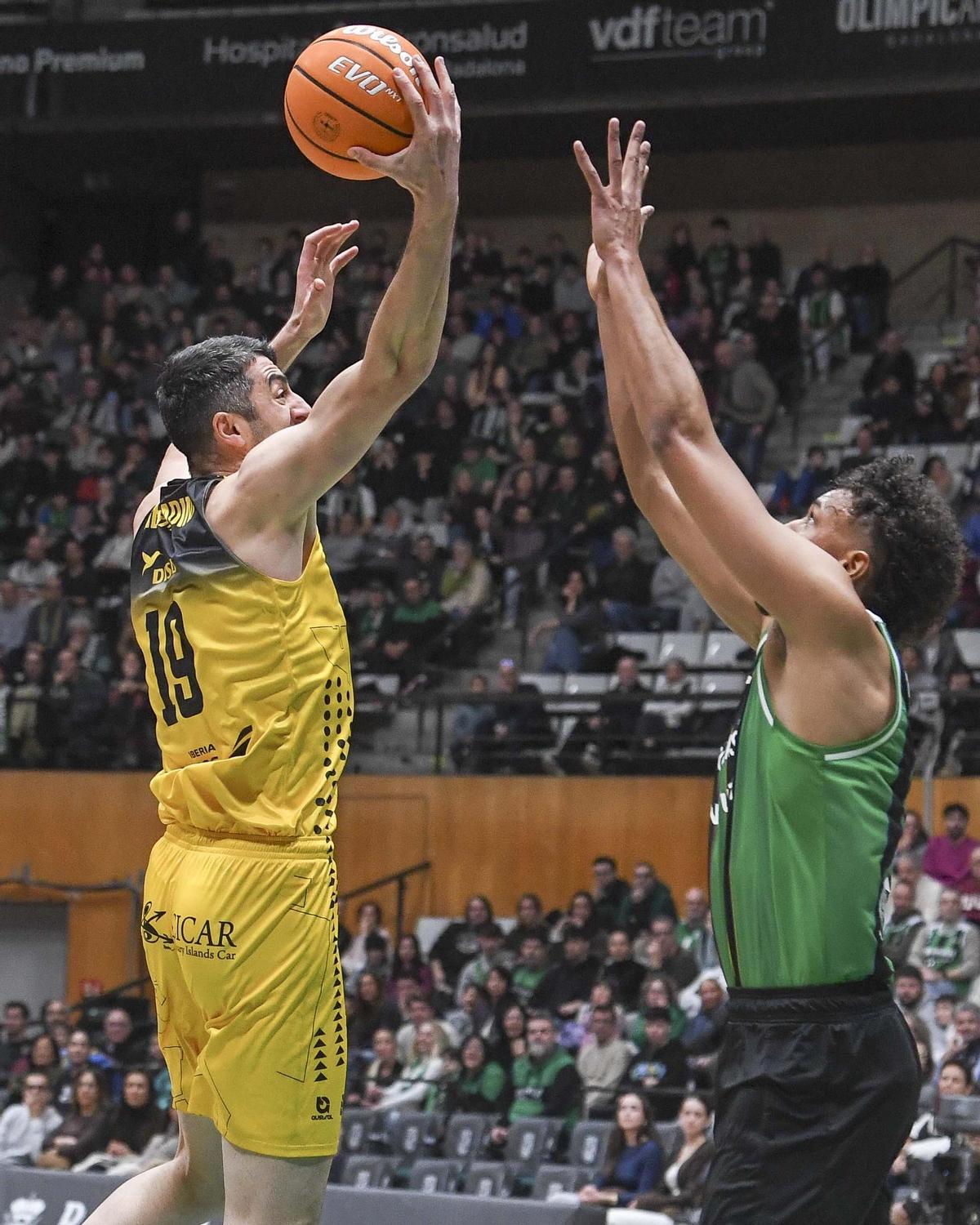 Imágenes del partido Joventut - La Laguna Tenerife Imágenes del partido Joventut - La Laguna Tenerife