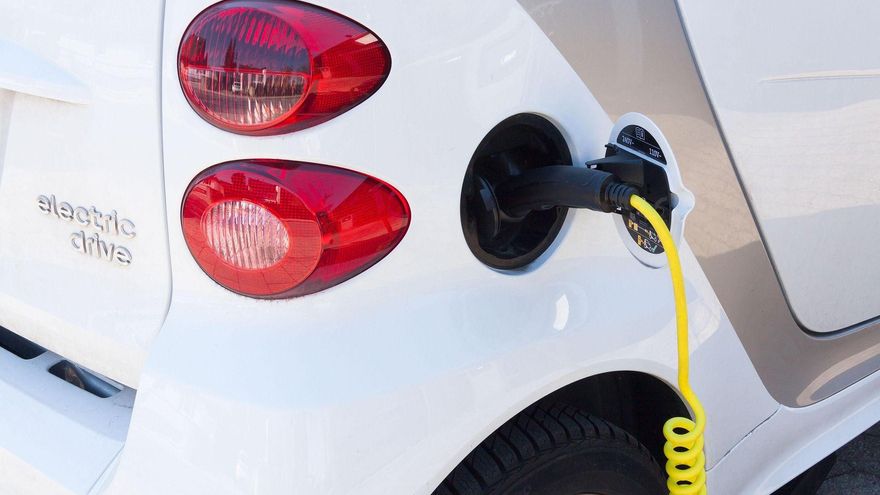 El gasto extra con el que no contabas si te vas a comprar un coche eléctrico